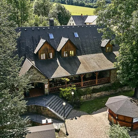 Restaurant Bobrovník 3* Lipová-lázně