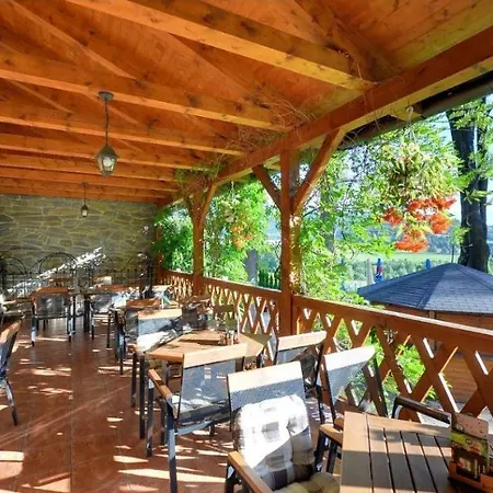 Penzion Restaurant Bobrovník Lipová-lázně