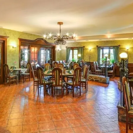 Restaurant Bobrovnik 3*