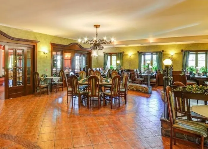 Restaurant Bobrovník 3*